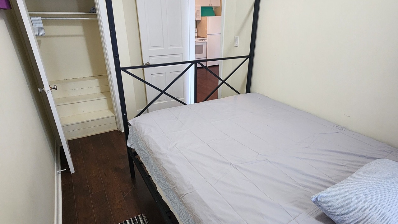 Photo of Bedroom in Shelburne
