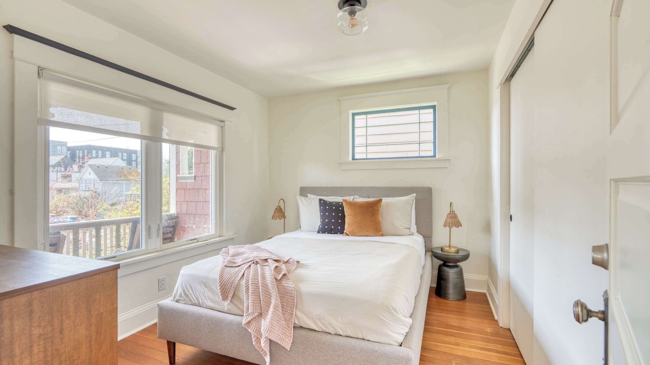 Photo of Bedroom in Overlook