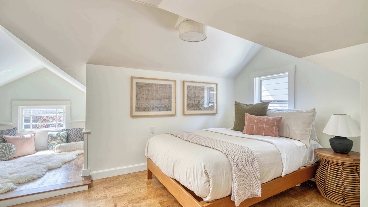 Photo of Bedroom in Overlook