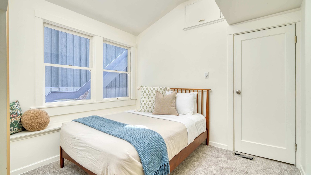 Photo of Bedroom in Overlook