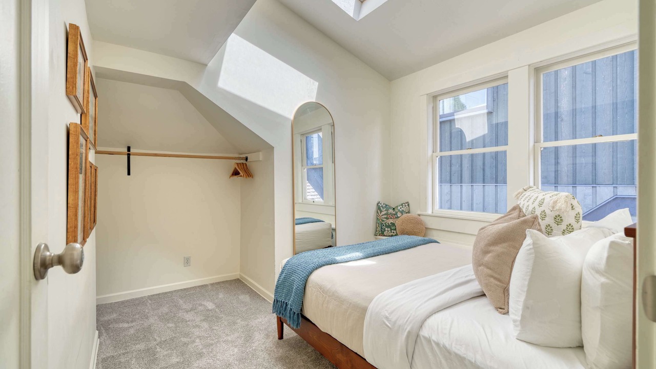 Photo of Bedroom in Overlook