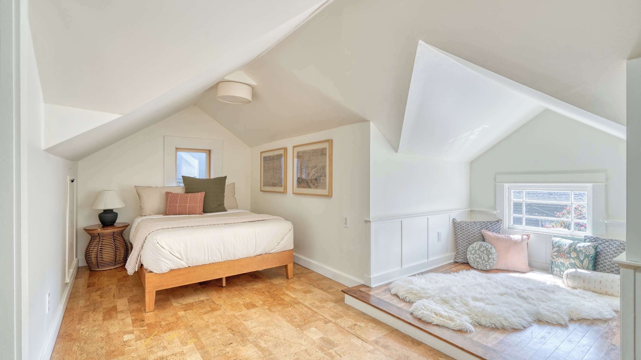 Photo of Bedroom in Overlook