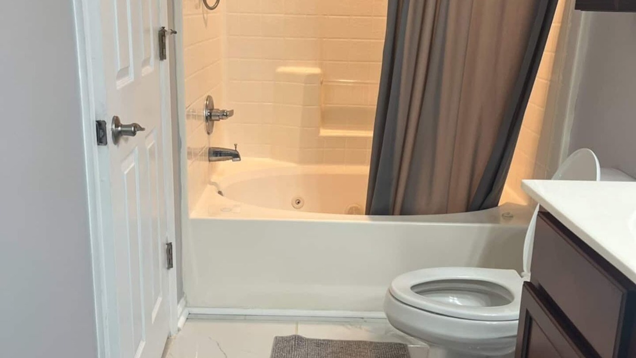 Photo of Bathroom in Reservoir