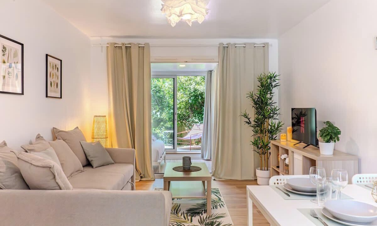 Photo of Livingroom in Saint-Eloi