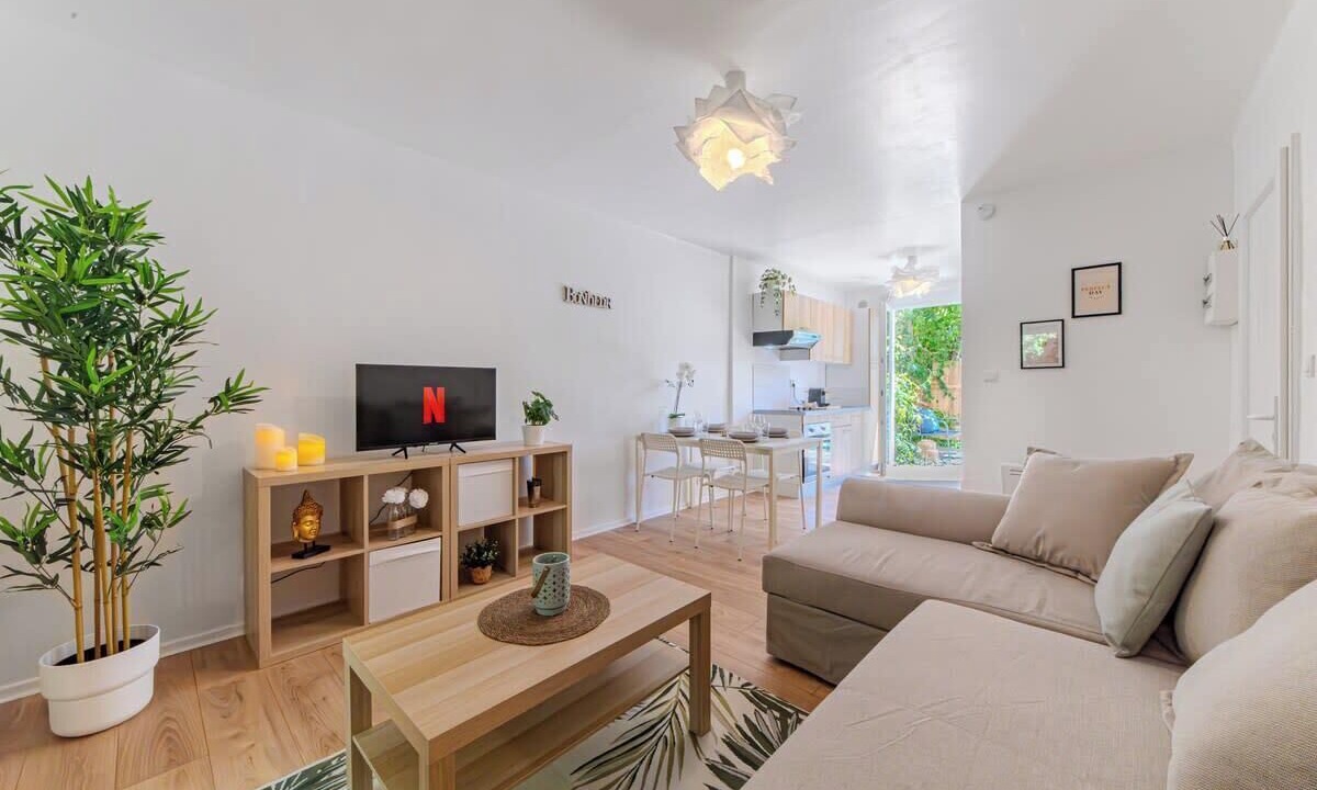 Photo of Livingroom in Saint-Eloi