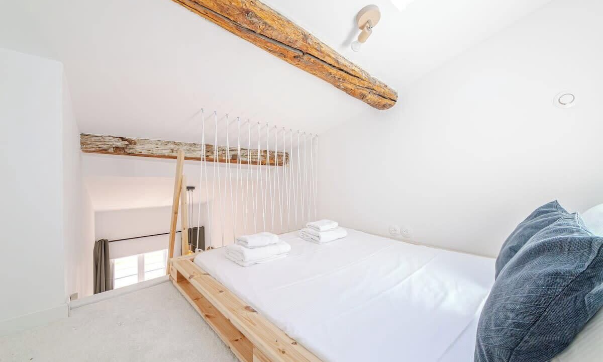 Photo of Bedroom in Gares