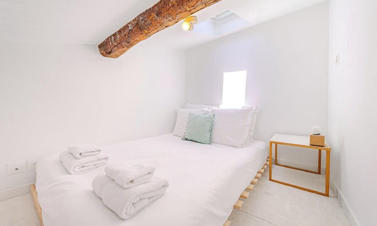 Photo of Bedroom in Gares