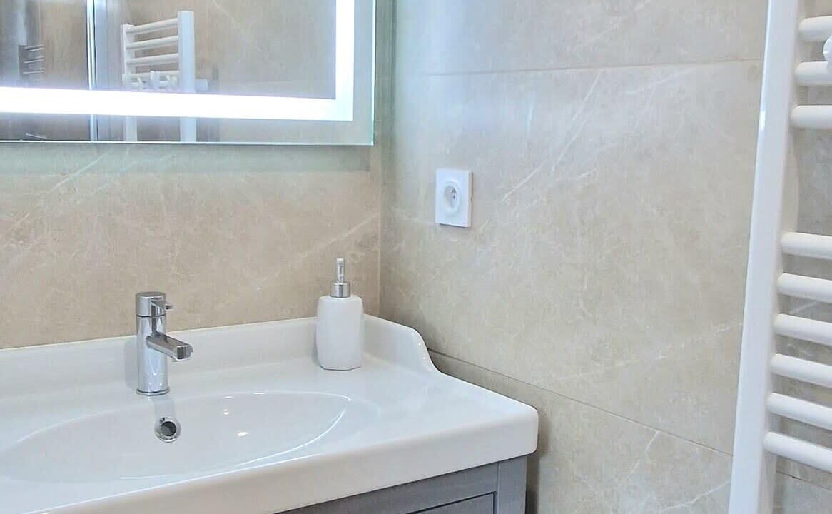 Photo of Bathroom in Figuerolles