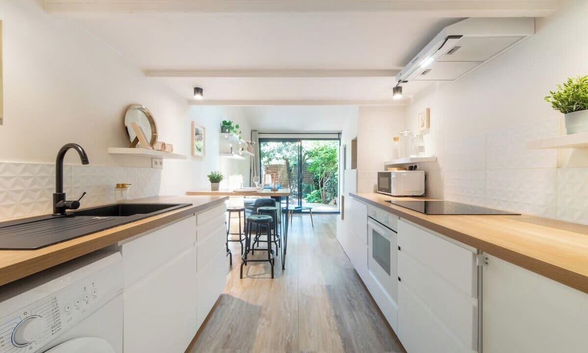 Photo of Kitchen in Hopitaux-Facultes