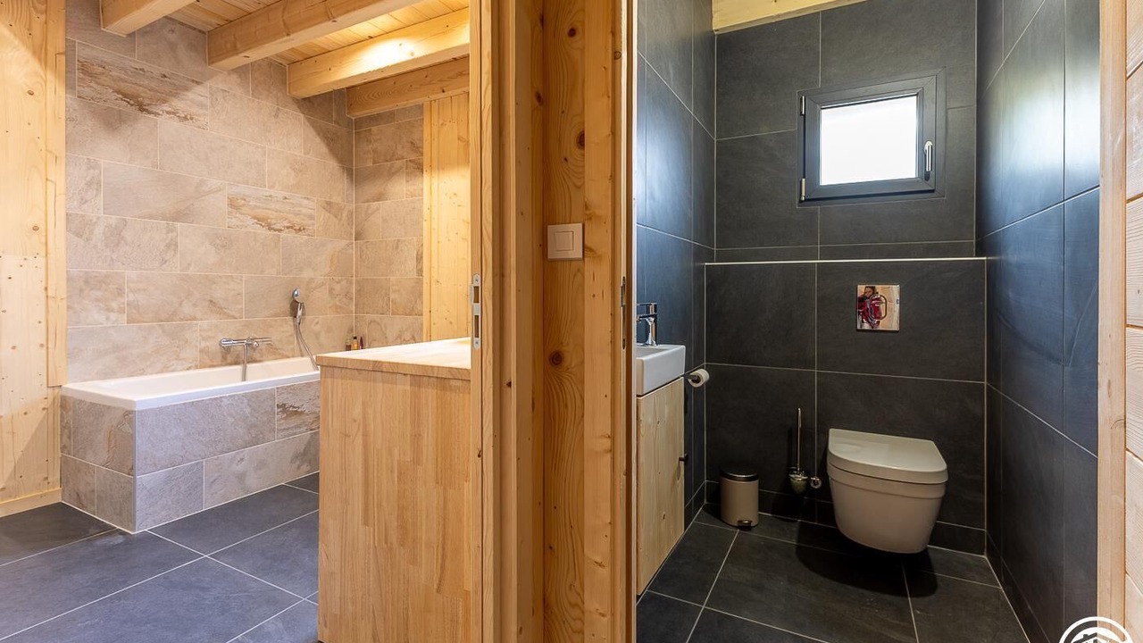 Photo of Bathroom in Jassat