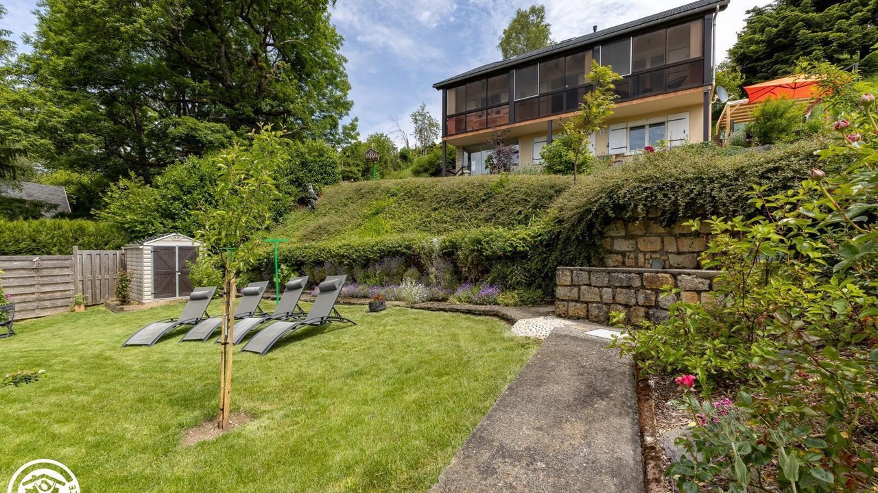 Photo of Outdoor in Murat-le-Quaire