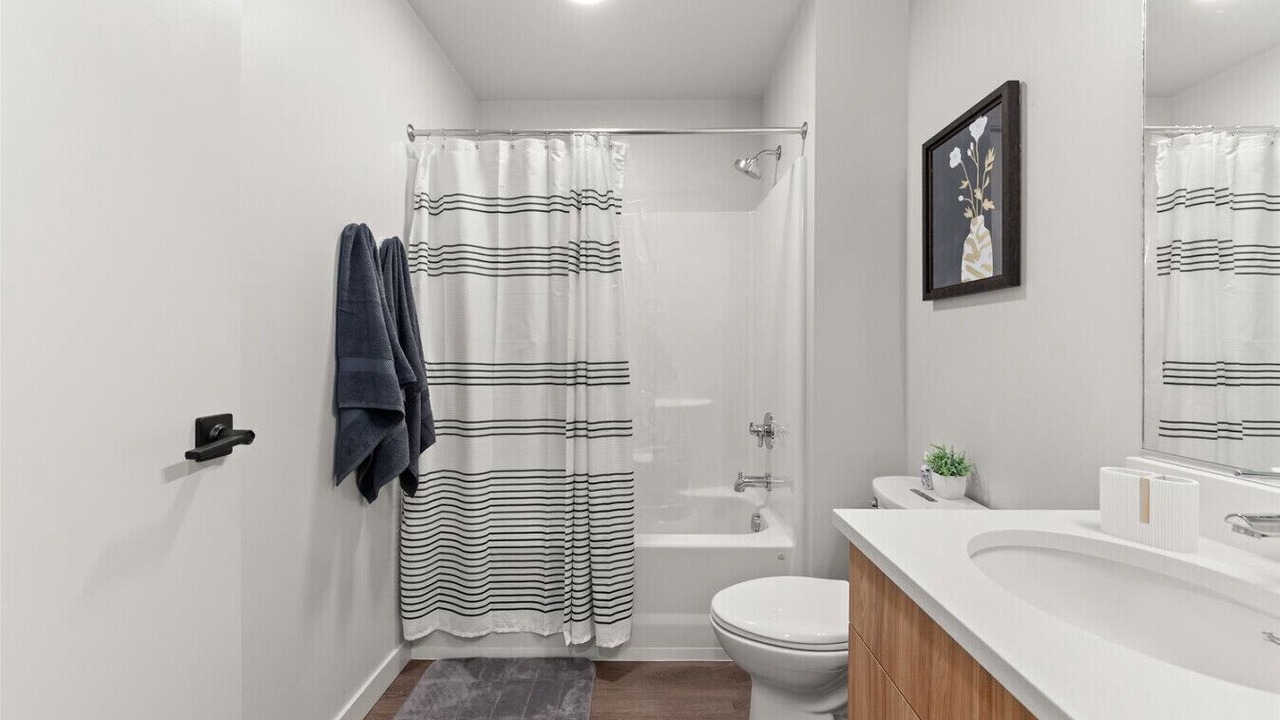 Photo of Bathroom in Cliff - Cannon