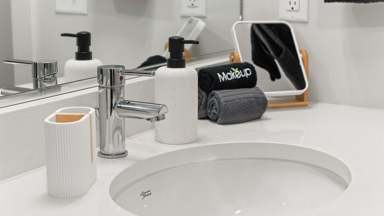 Photo of Bathroom in Cliff - Cannon