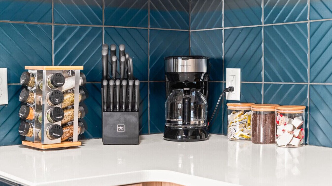 Photo of Others in Cliff - Cannon