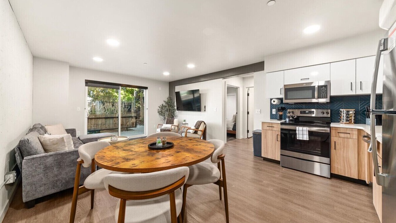 Photo of Kitchen in Cliff - Cannon