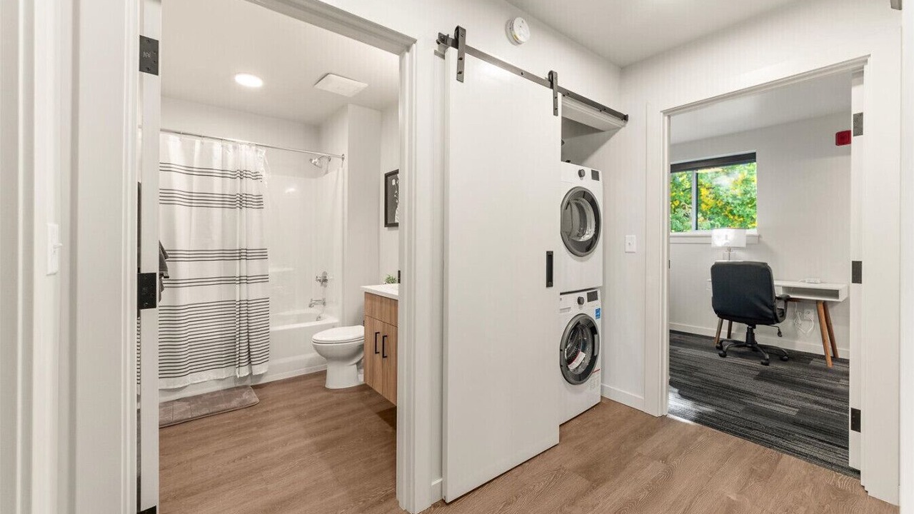 Photo of Bathroom in Cliff - Cannon