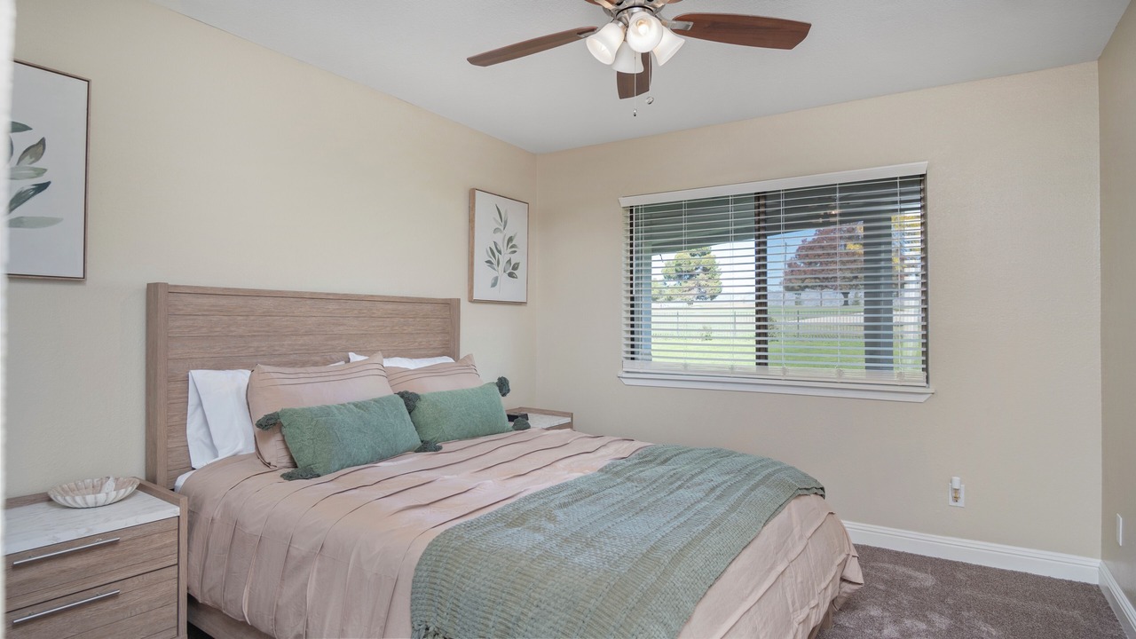 Photo of Bedroom in Springville