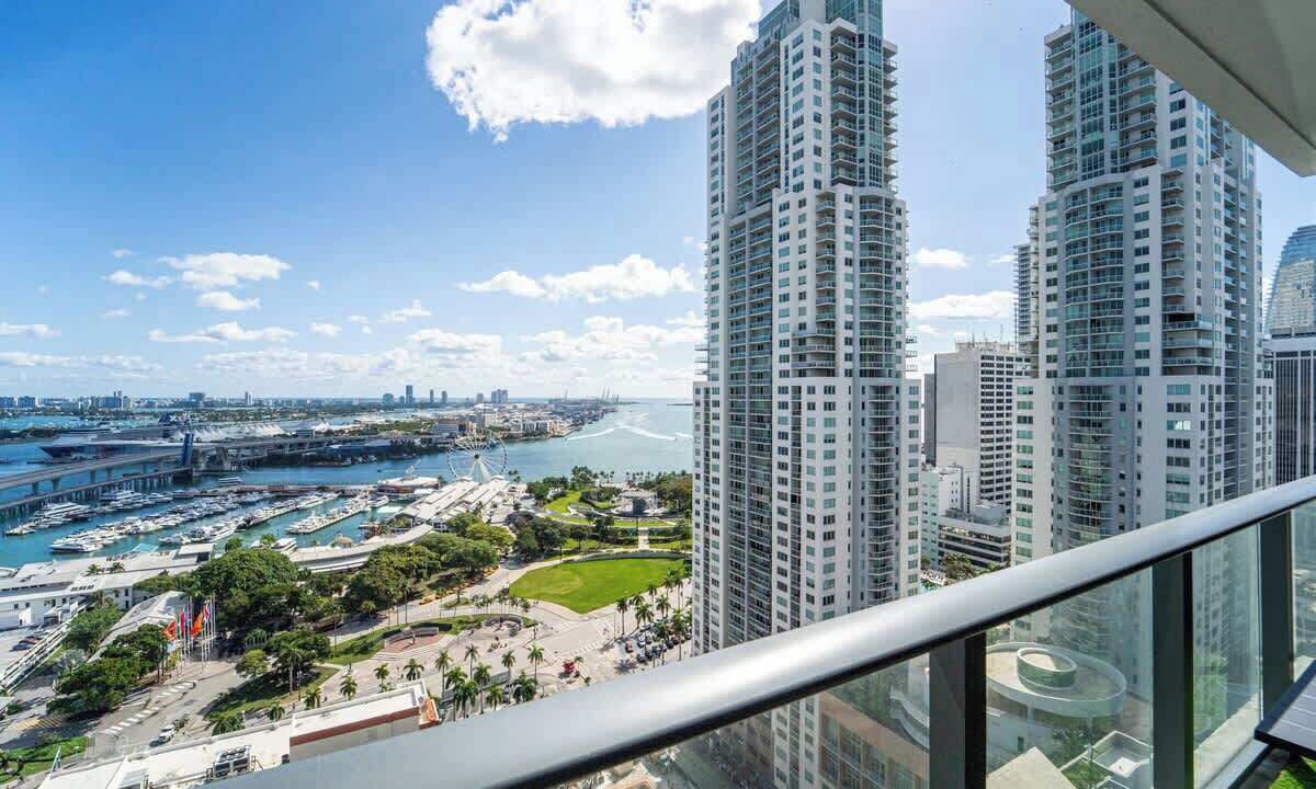 Photo of Others in Downtown Miami
