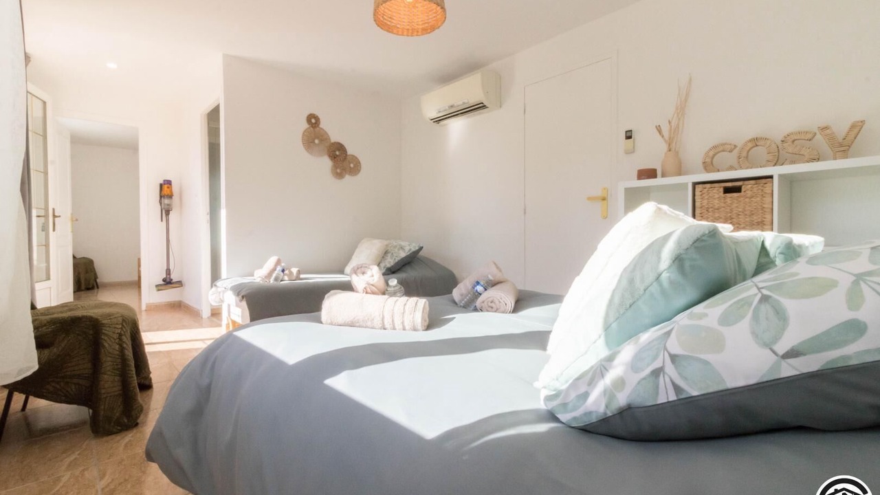 Photo of Bedroom in Calmont