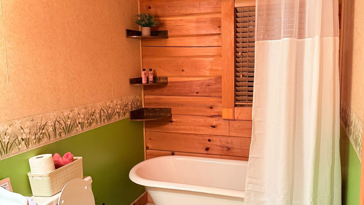 Photo of Bathroom in Rutherford County