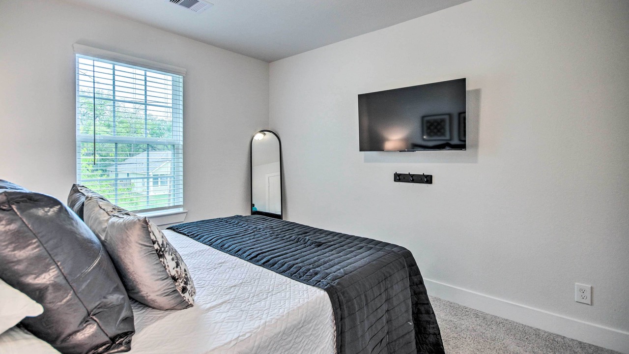 Photo of Bedroom in Southeast Houston