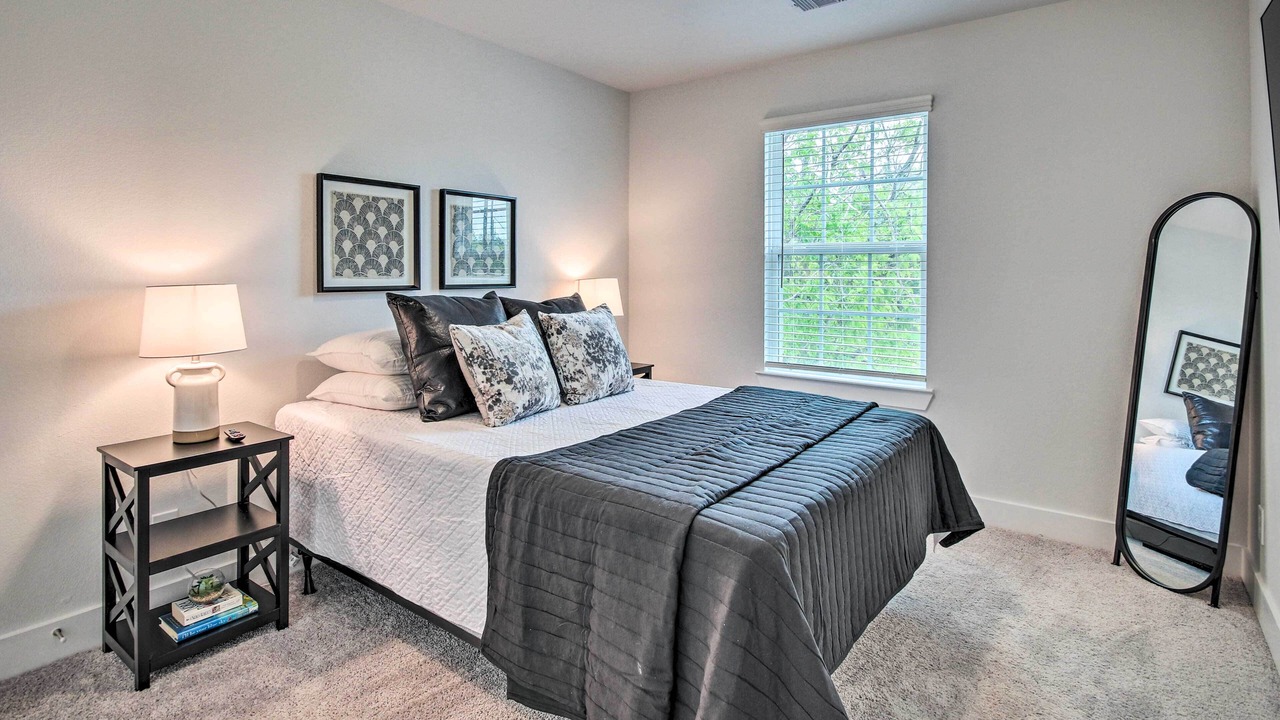 Photo of Bedroom in Southeast Houston