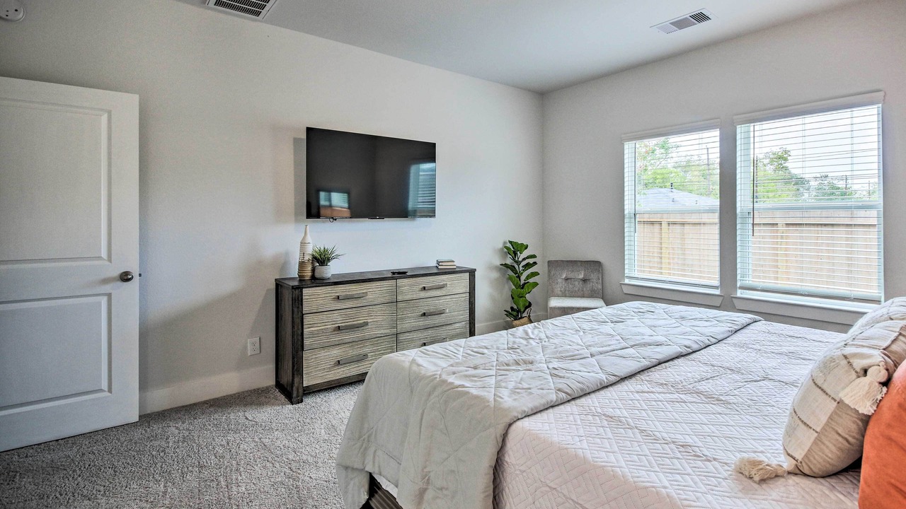 Photo of Bedroom in Southeast Houston