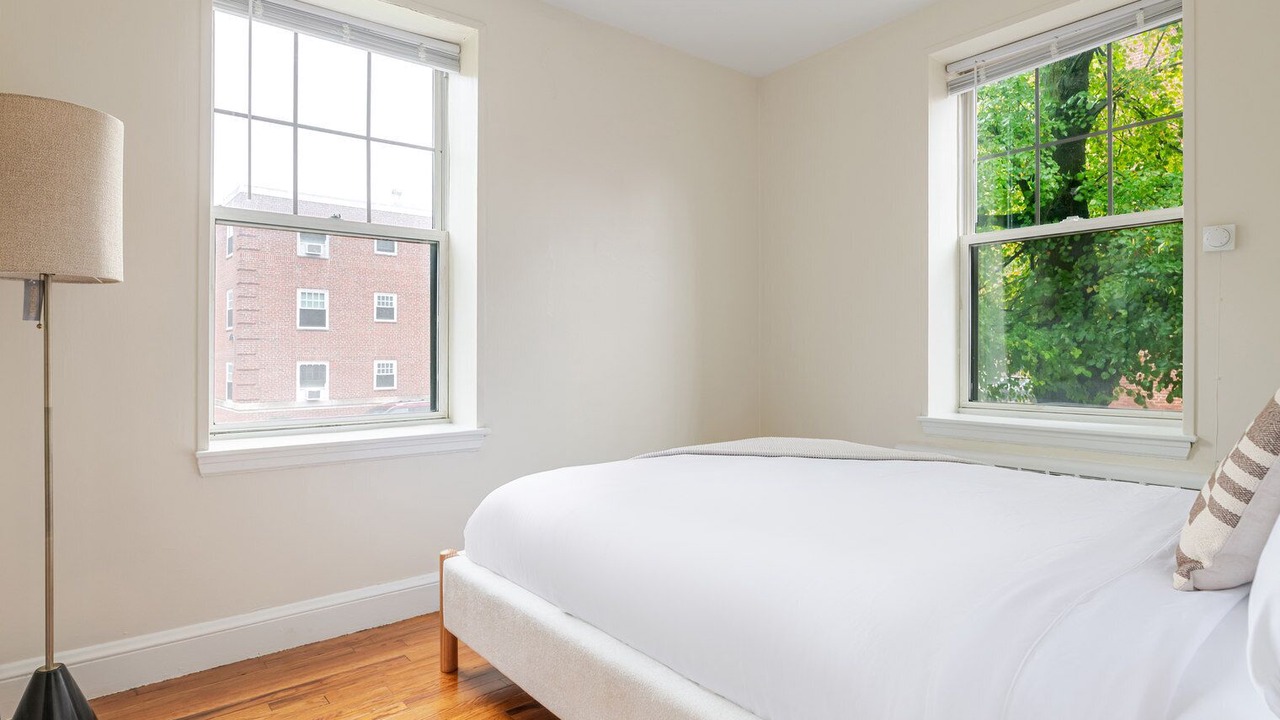 Photo of Bedroom in Central Square