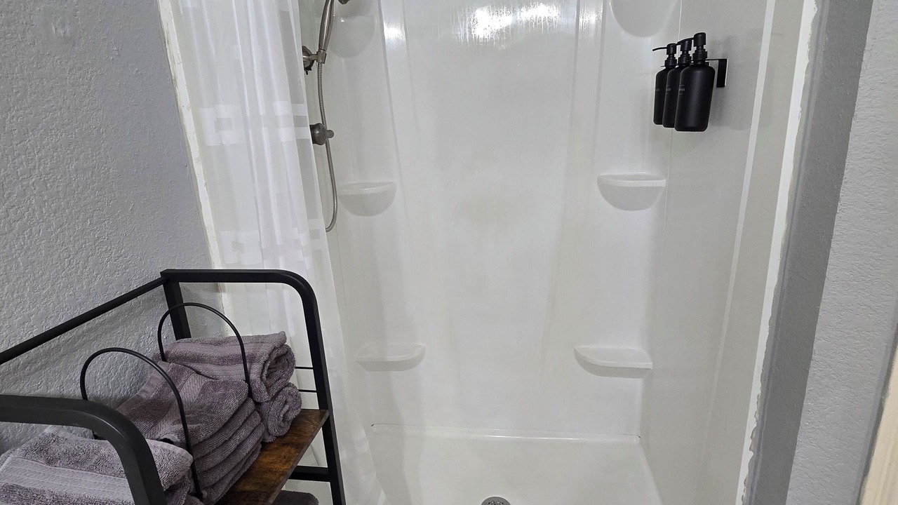 Photo of Bathroom in Barling