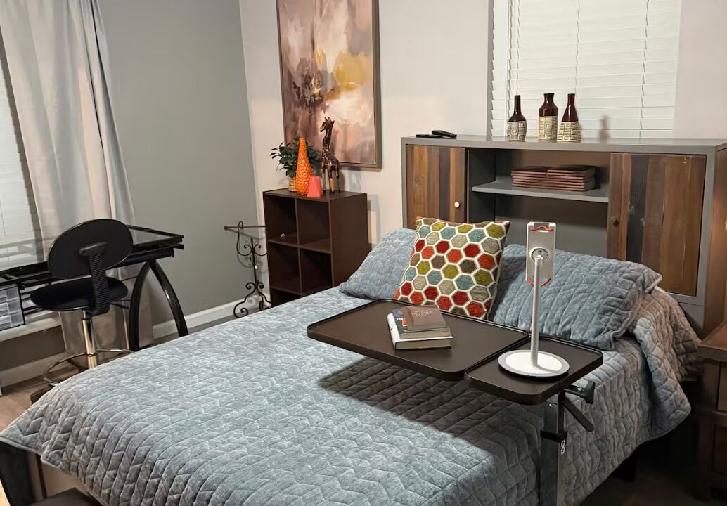 Photo of Bedroom in Cleveland