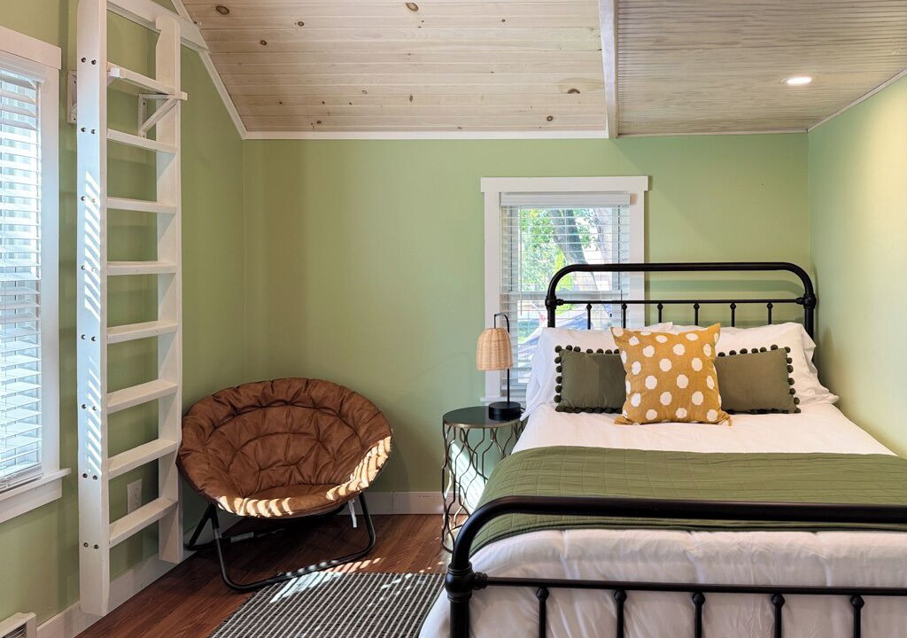 Photo of Bedroom in Sherrill