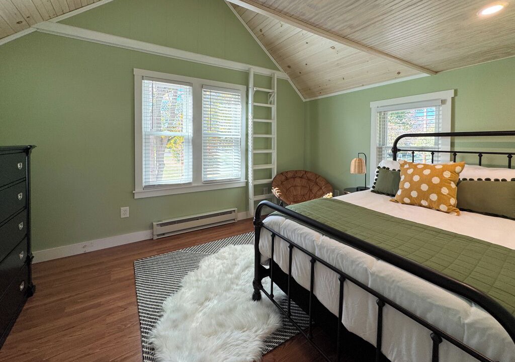 Photo of Bedroom in Sherrill