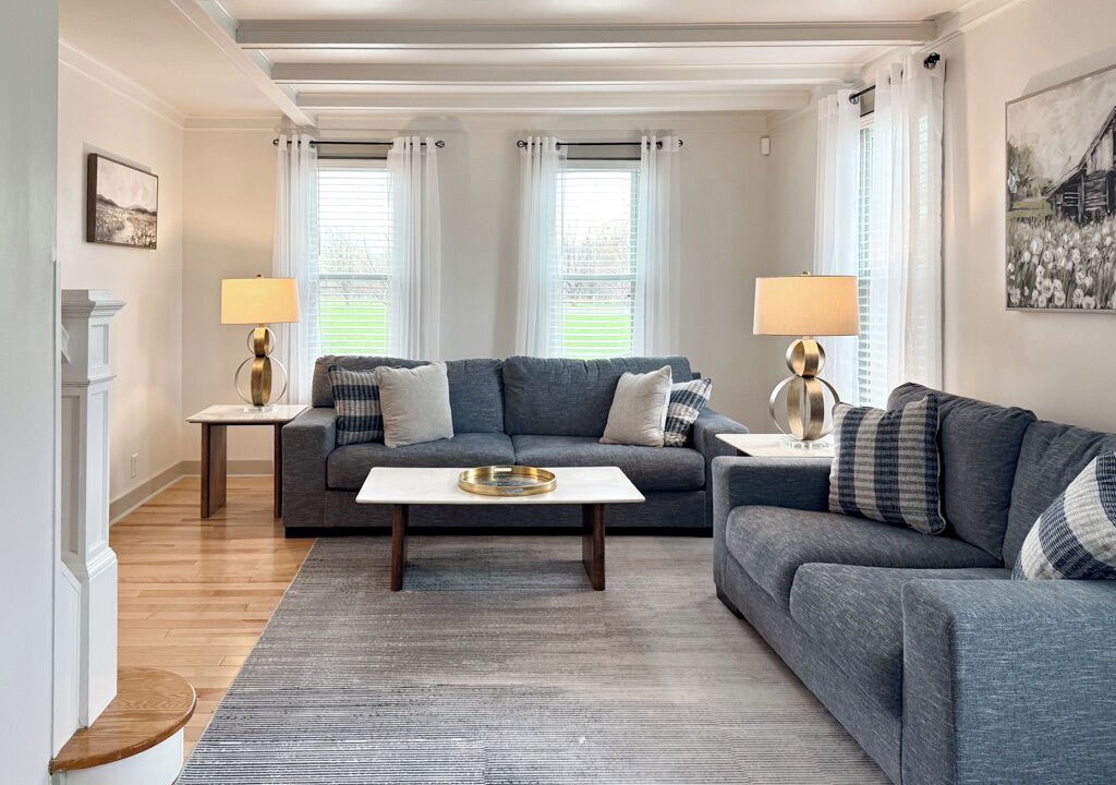 Photo of Livingroom in Sherrill