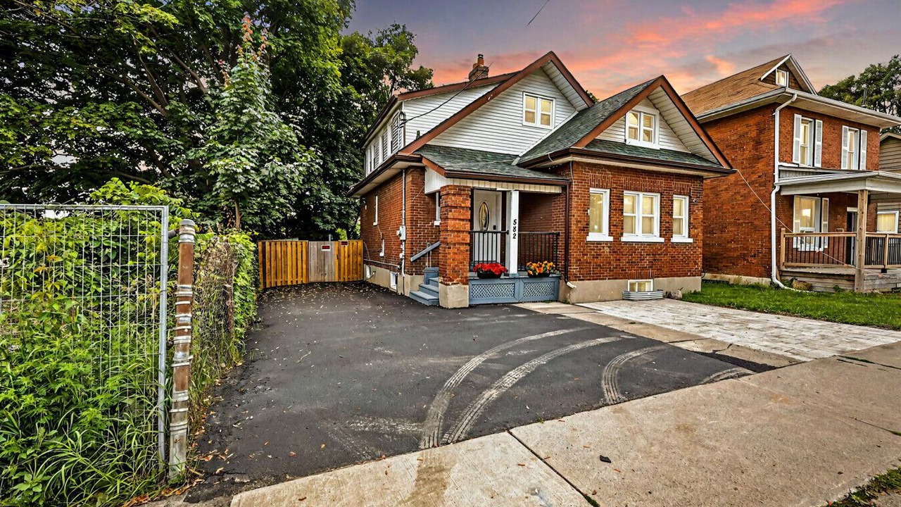 Photo of Outdoor in Lakeview