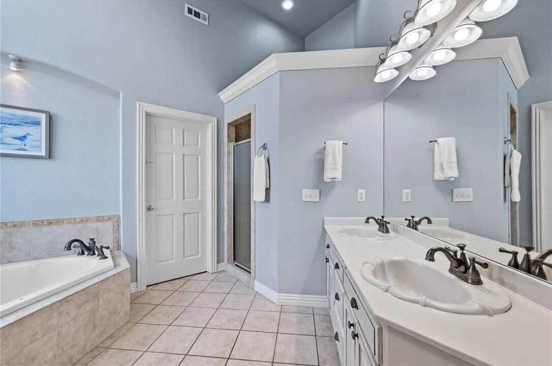 Photo of Bathroom in Rogers