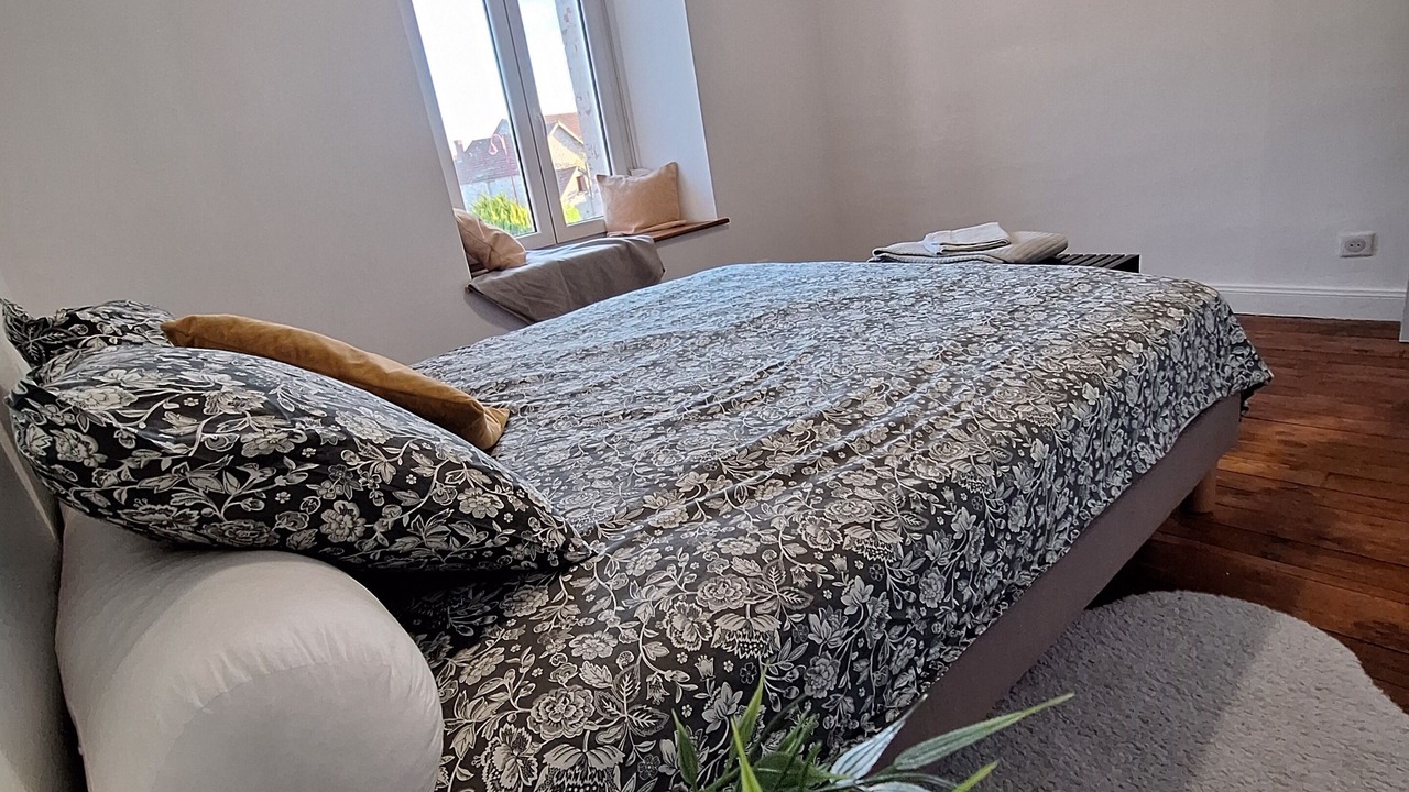 Photo of Bedroom in Romigny