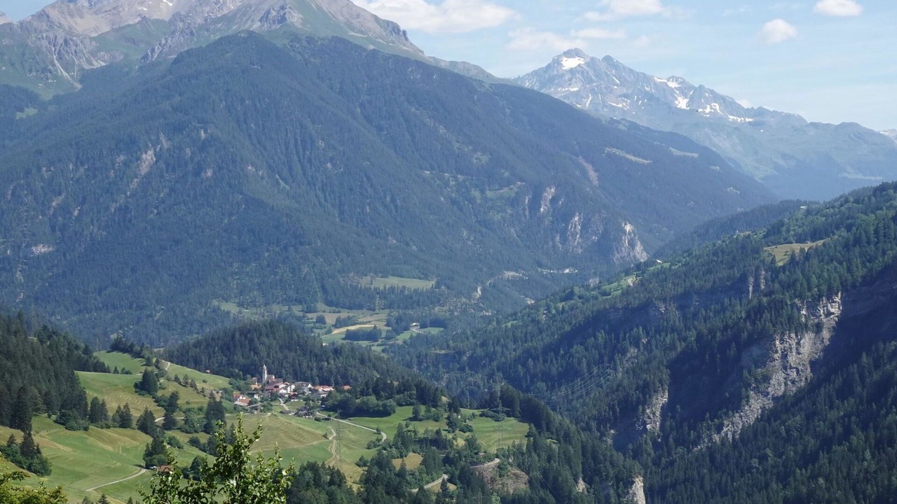 Photo of Others in Vaz-Obervaz