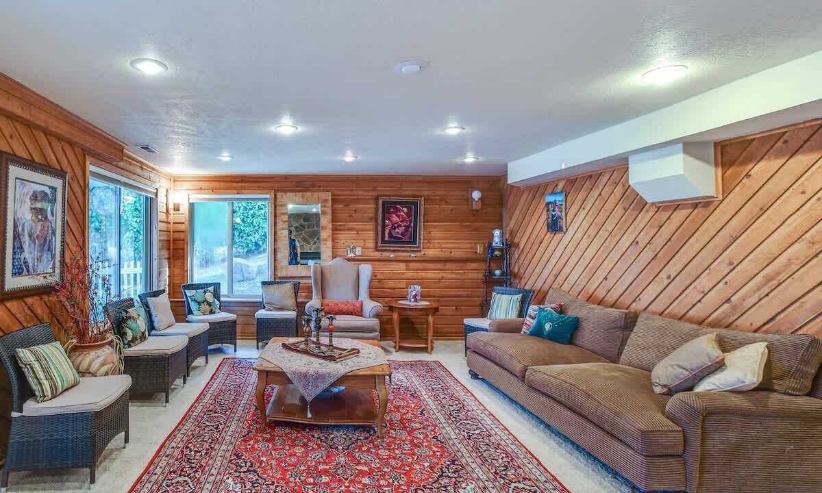 Photo of Livingroom in Covington