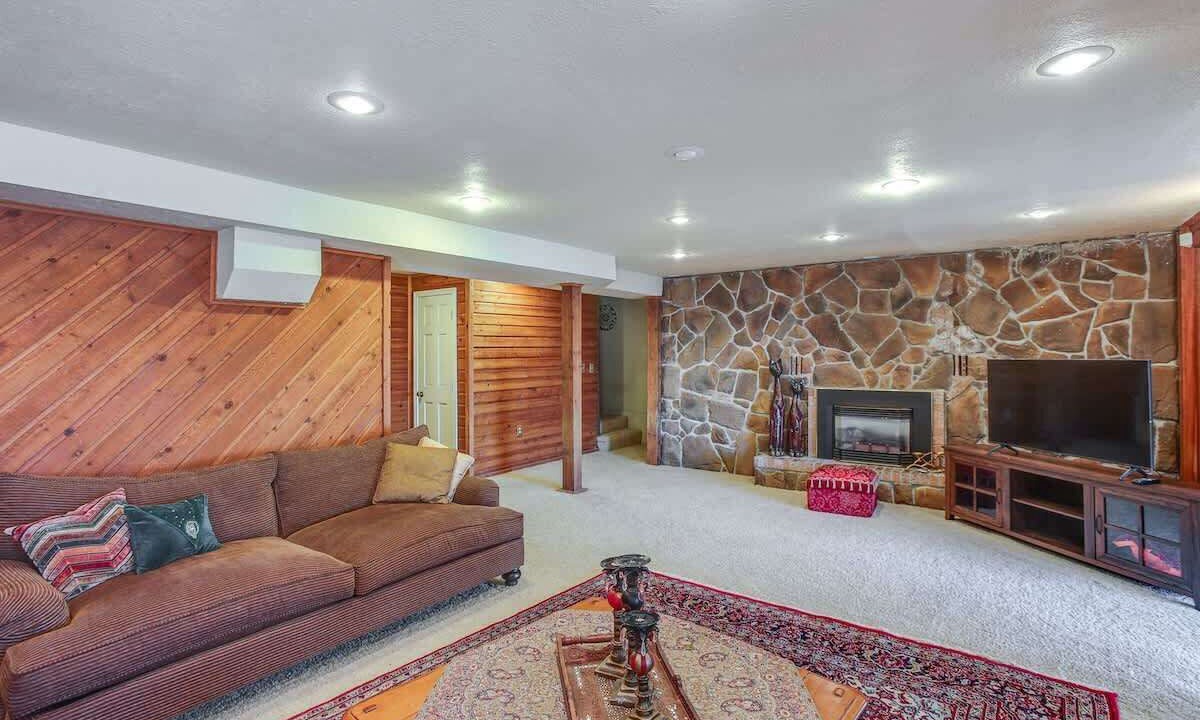 Photo of Livingroom in Covington