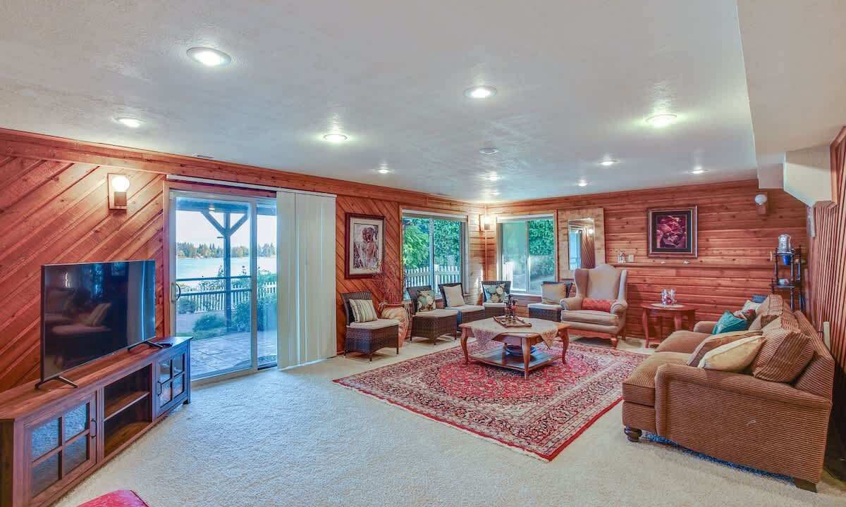 Photo of Livingroom in Covington
