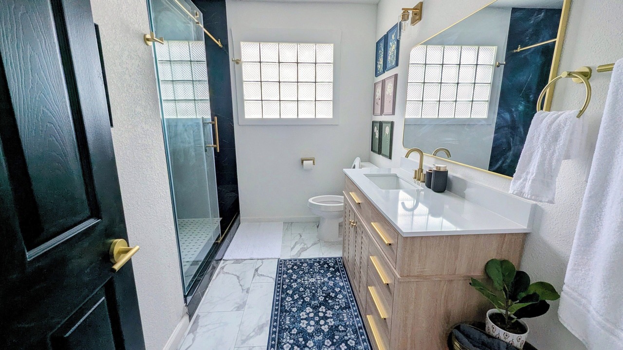 Photo of Bathroom in Riverside Terrace