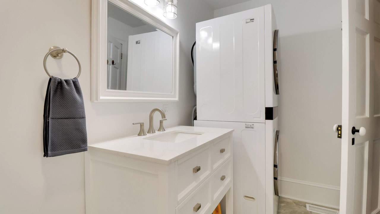 Photo of Bathroom in Edenton