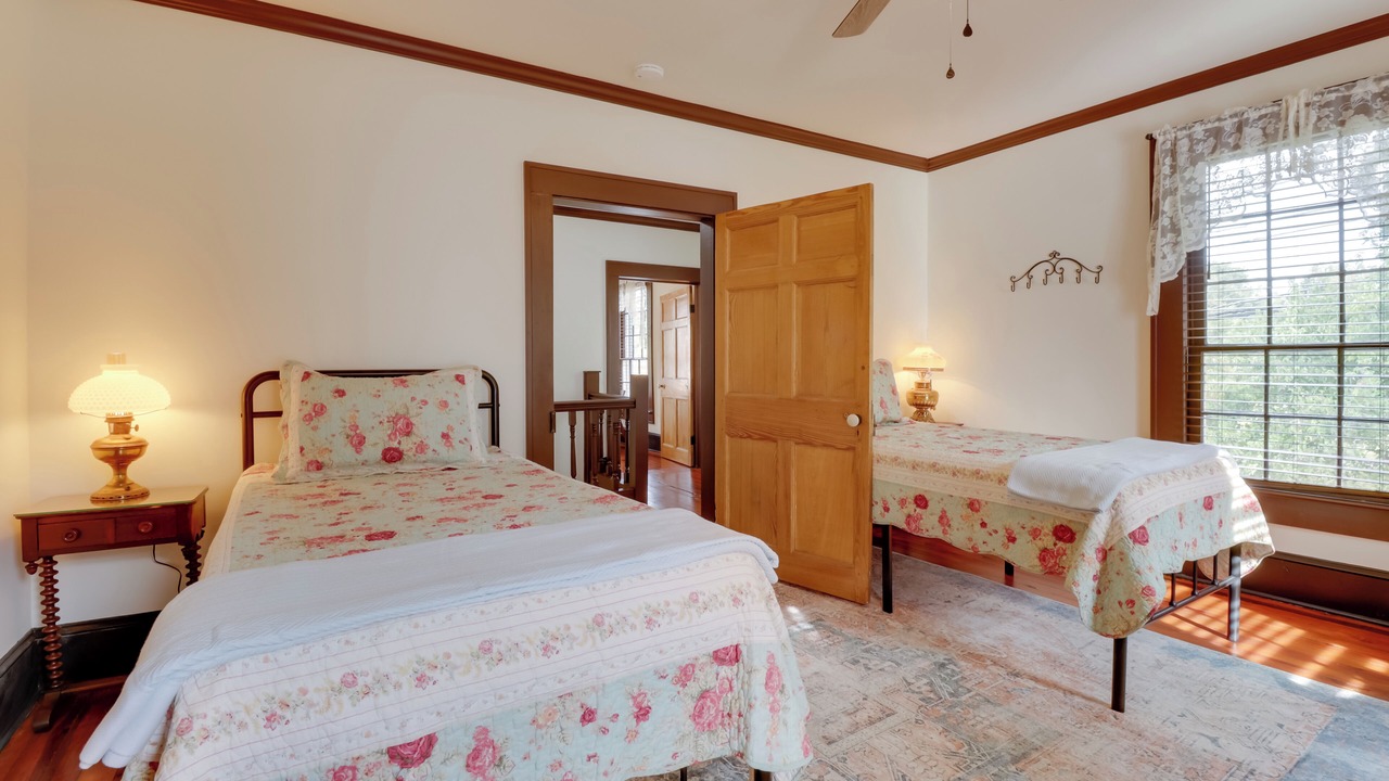 Photo of Bedroom in Edenton