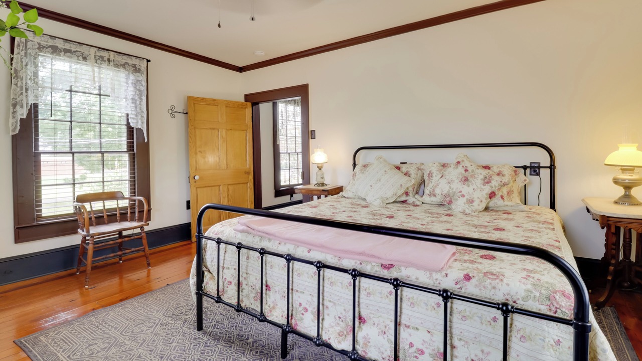 Photo of Bedroom in Edenton