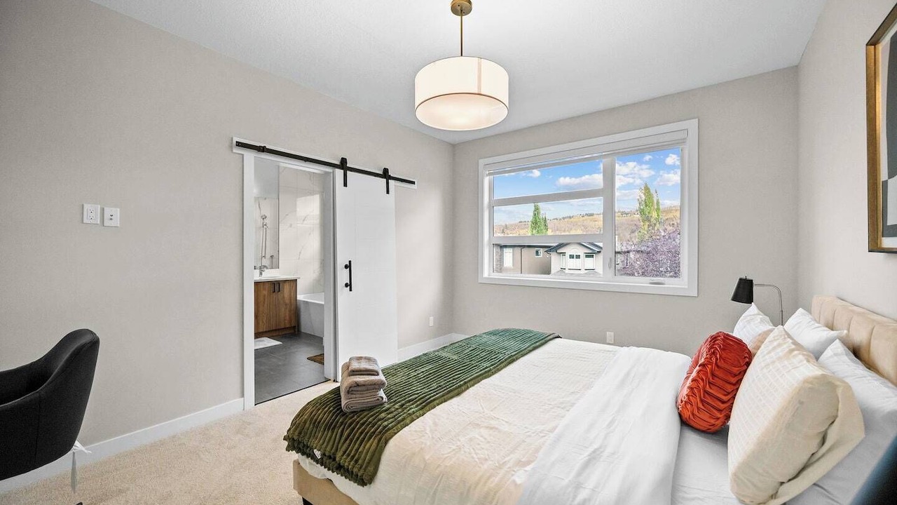 Photo of Bedroom in Montgomery