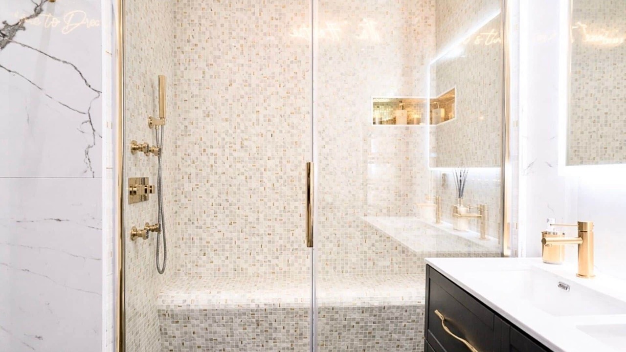 Photo of Bathroom in Centre Ville