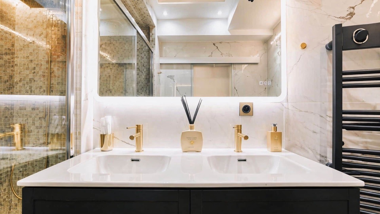Photo of Bathroom in Centre Ville
