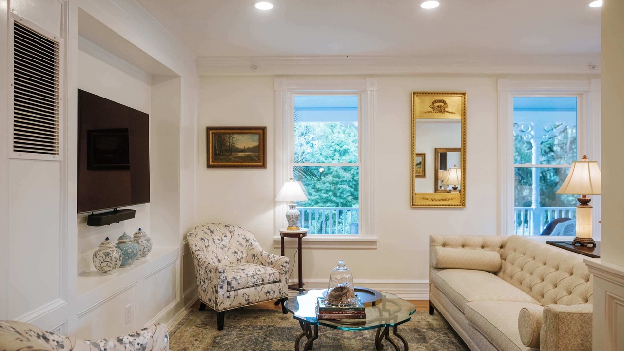 Photo of Livingroom in Town of Marlborough