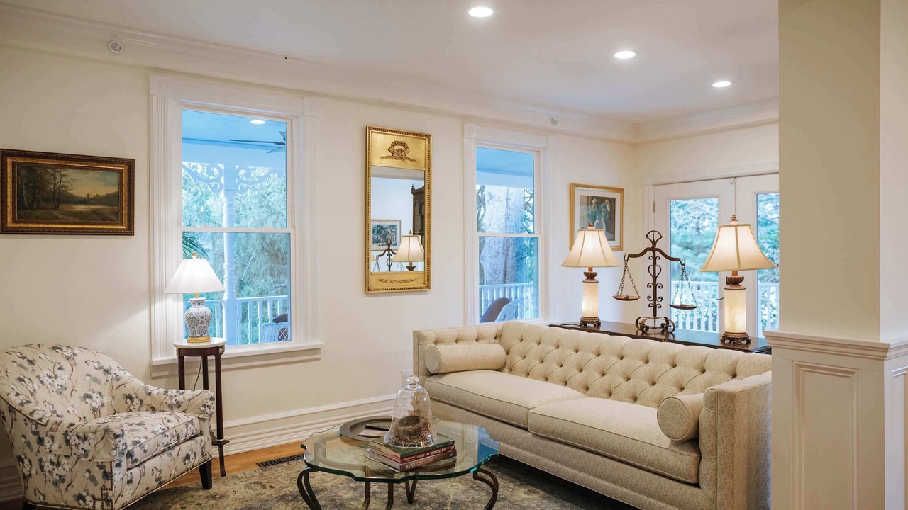 Photo of Livingroom in Town of Marlborough