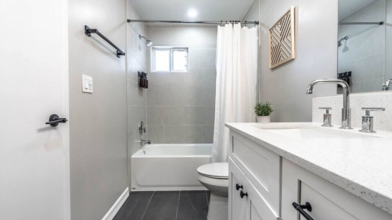 Photo of Bathroom in Neartown